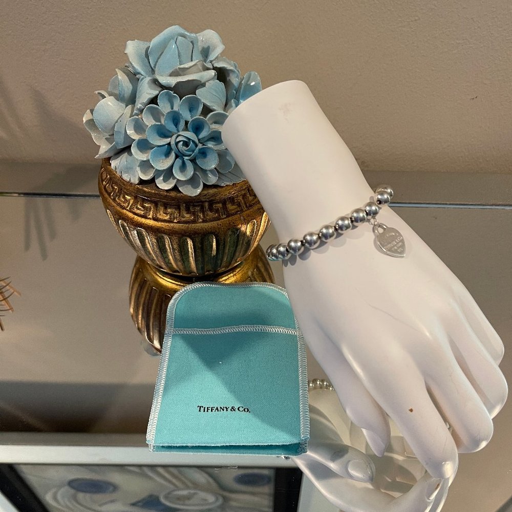 Auc Tiffany & Co. HardWear Ball Sterling Heart Charm Bracelet - Picture 7 of 9